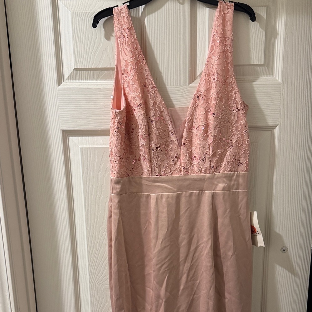 Elegant Pink Lace Prom Dress
